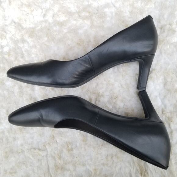 Black Leather Work Pumps Clarks Artisan Calla Rose Size 9 Comfort Cushion Heels - Picture 13 of 14